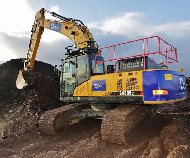 Excavation & Muck Shifting